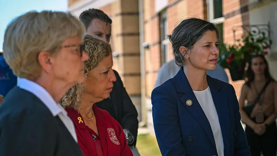 Democrats hold ‘shadow’ hearing in Maine over ICE shooting death