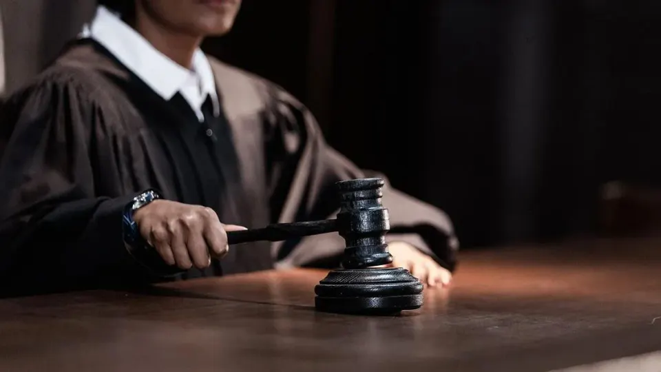 Judge dismisses forgery charges in presidential election