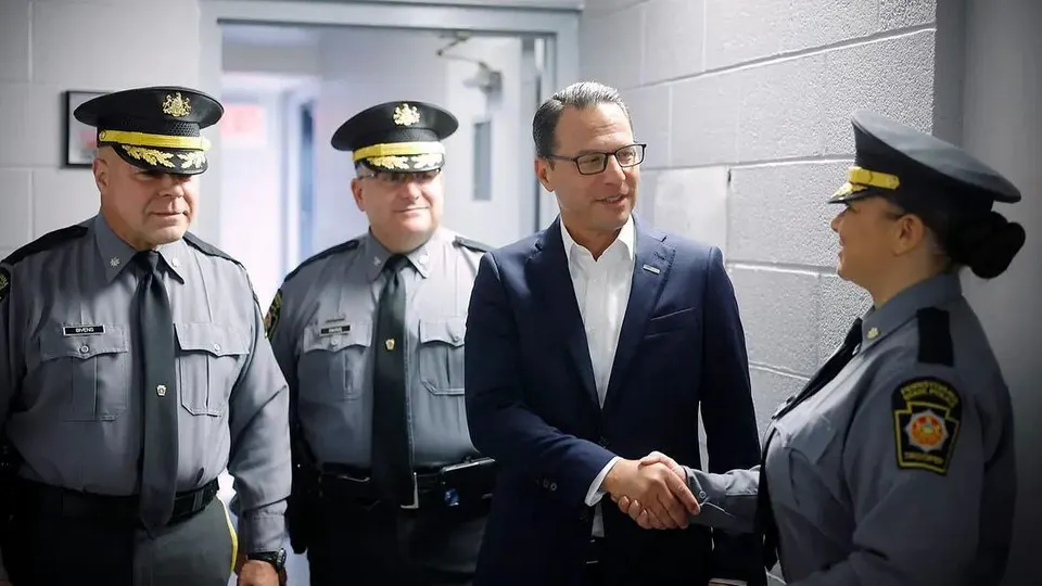 State troopers, Philadelphia police unions back Shapiro