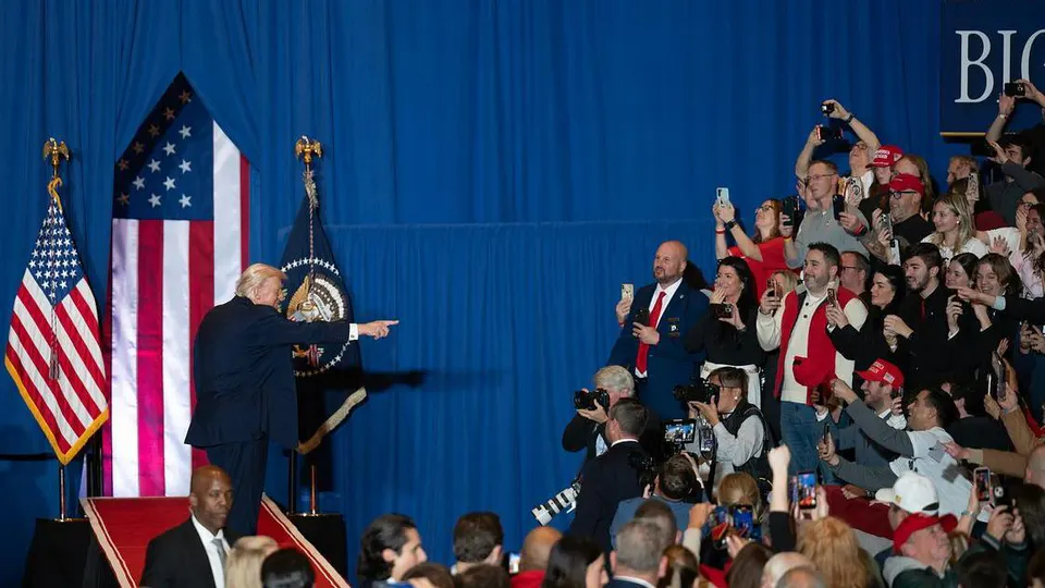 Trump to campaign with incumbent Sullivan in Alaska