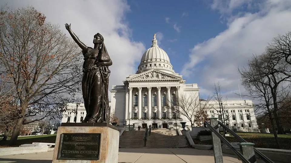 Wisconsin governor candidates set for Oct. 21 debate in Milwaukee