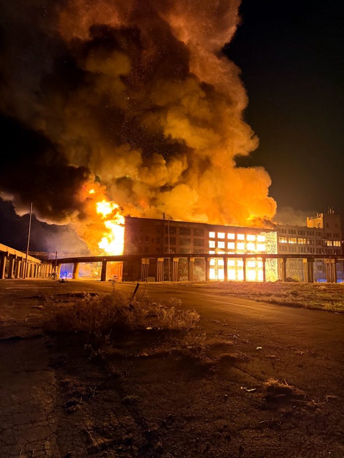 592979761_1258472536310334_193343820798749427_n