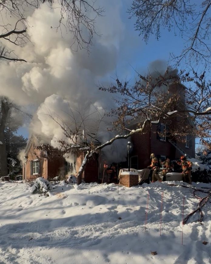 594082134_1246990497457684_3493274059080474119_n